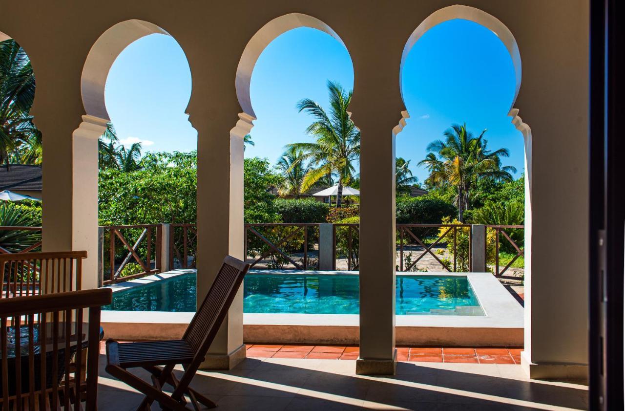 The Sands Beach Resort บูจู ภายนอก รูปภาพ