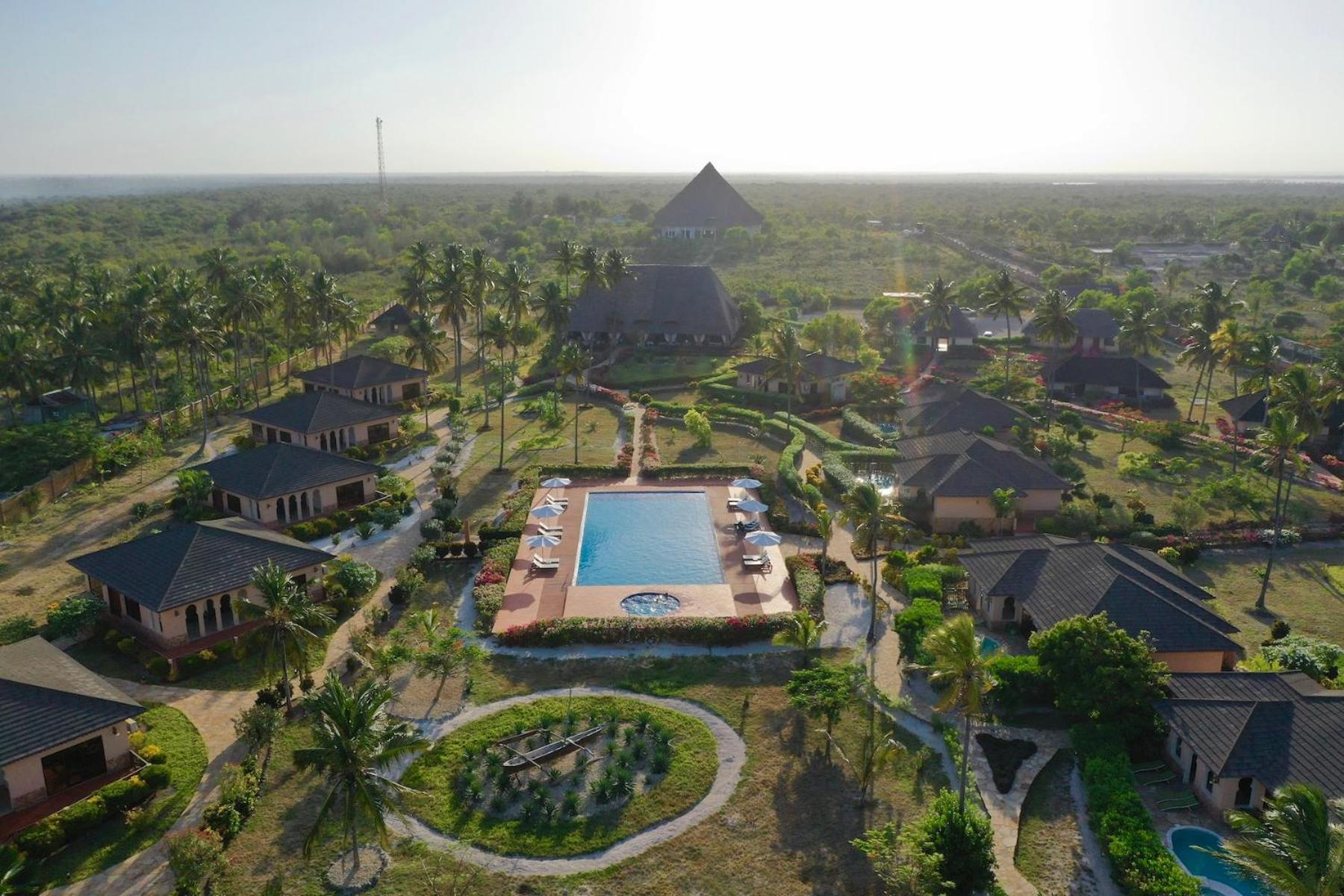The Sands Beach Resort บูจู ภายนอก รูปภาพ