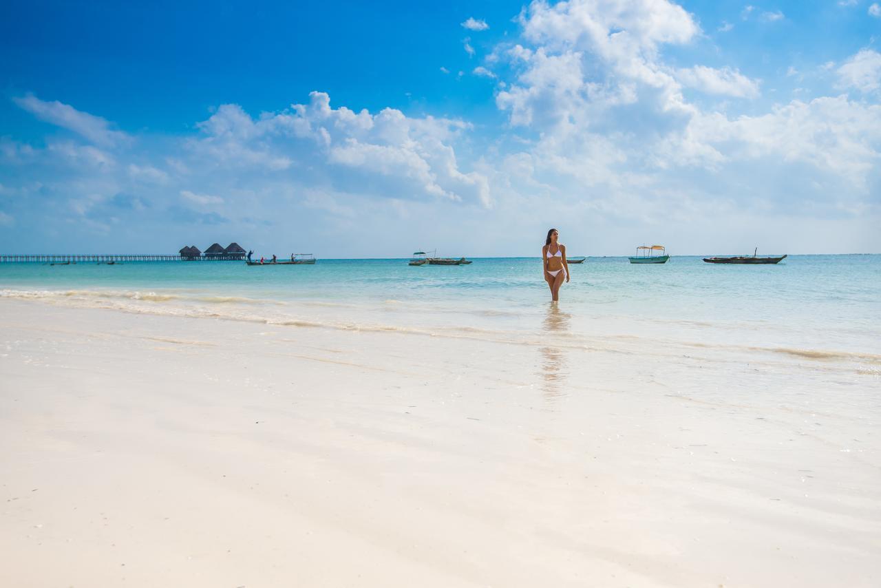 The Sands Beach Resort บูจู ภายนอก รูปภาพ