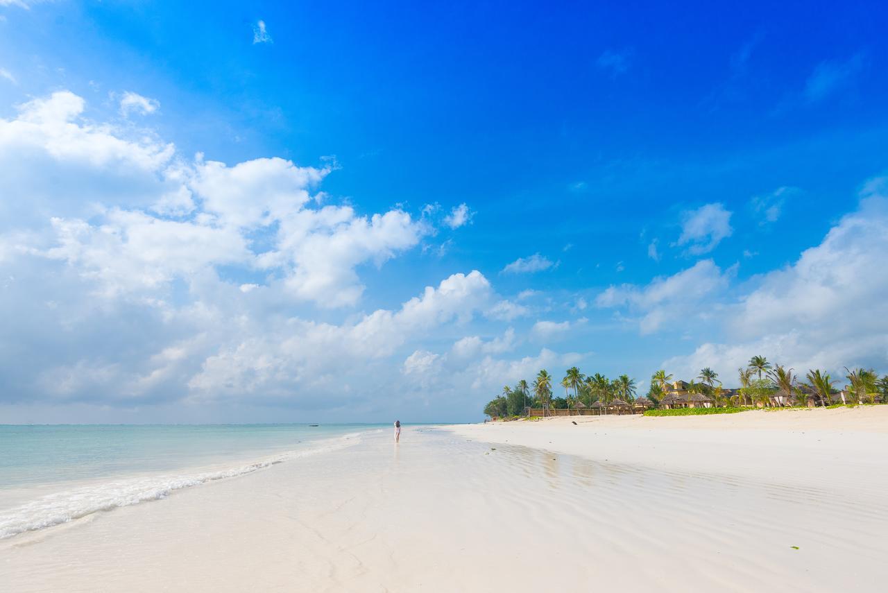 The Sands Beach Resort บูจู ภายนอก รูปภาพ