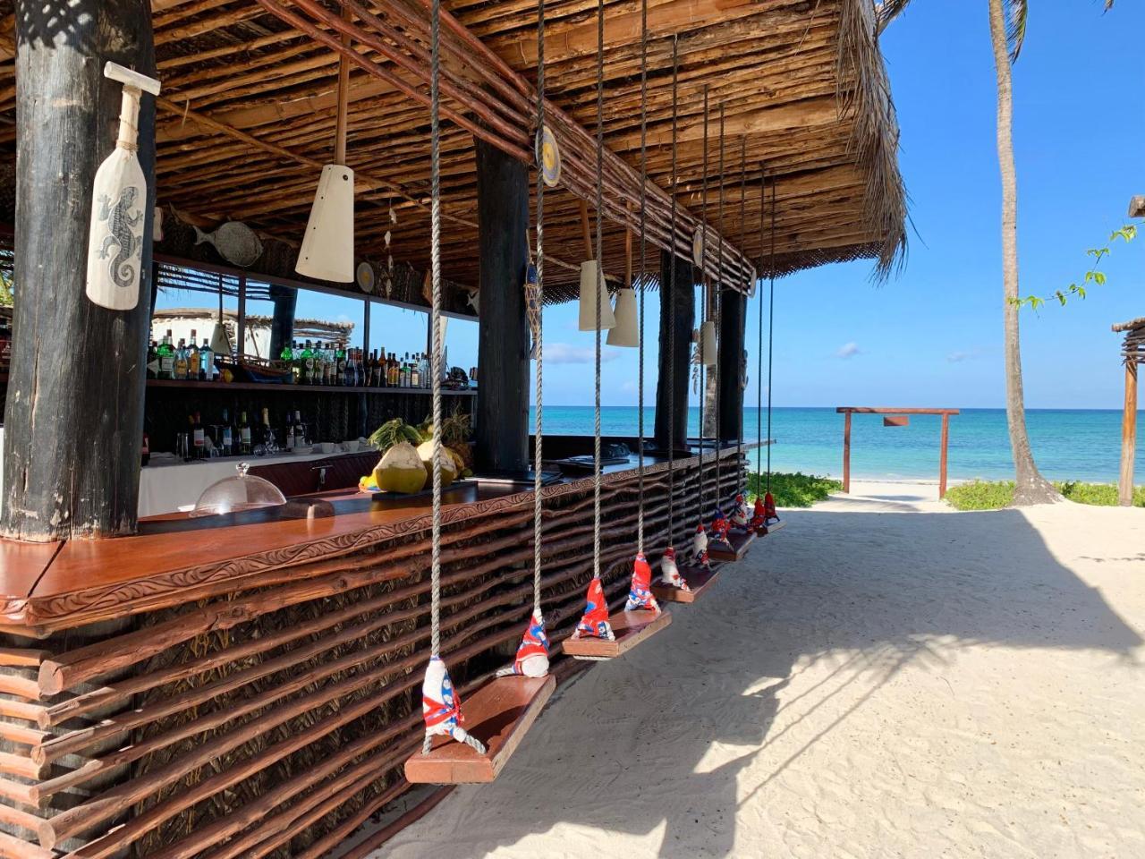The Sands Beach Resort บูจู ภายนอก รูปภาพ