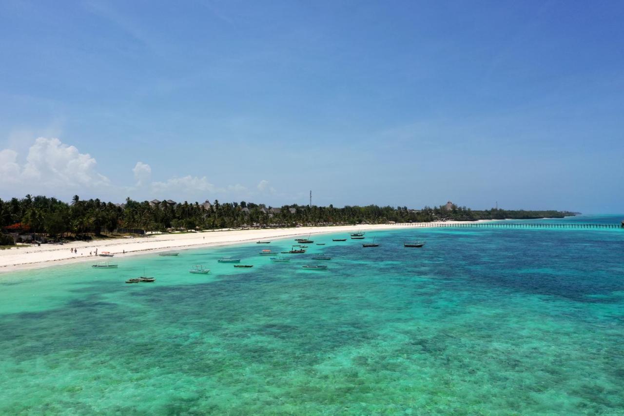 The Sands Beach Resort บูจู ภายนอก รูปภาพ