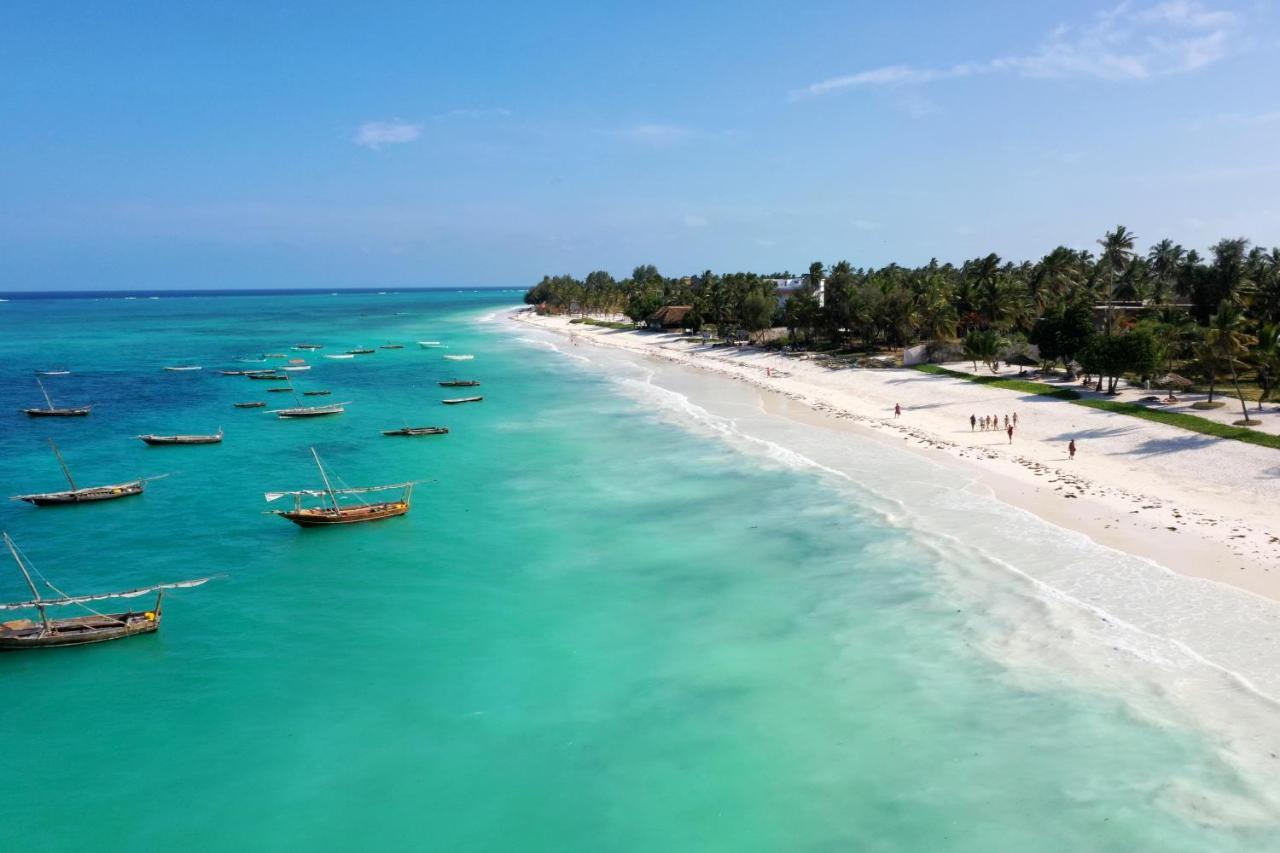The Sands Beach Resort บูจู ภายนอก รูปภาพ